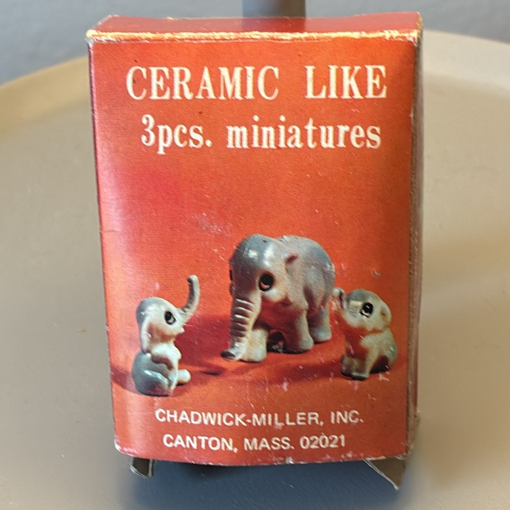 Vintage 3 piece plastic set elephant’s!!